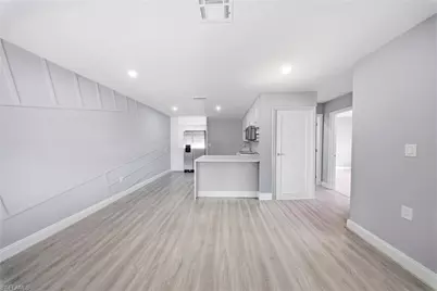 4375 Golden Gate Pkwy, Naples, FL 34116 - Photo 11