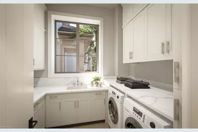 3696 Nelsons Walk, Naples, FL 34102 - Photo 25