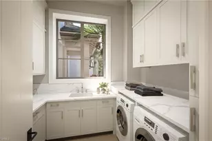 3696 Nelsons Walk, Naples, FL 34102 - Photo 25