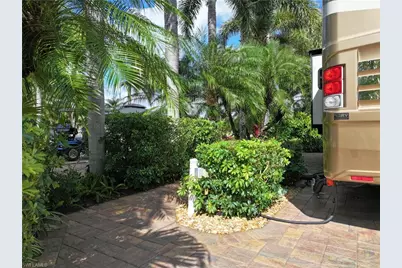 5958 Brightwood Dr, Fort Myers, FL 33905 - Photo 9