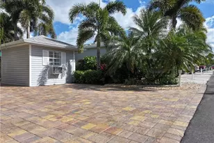 5958 Brightwood Dr, Fort Myers, FL 33905 - Photo 7