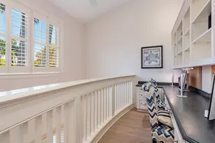 165 5th St S, Naples, FL 34102 - Photo 15