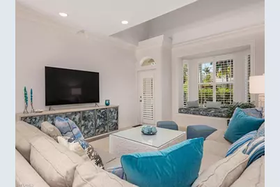 165 5th St S #3, Naples, FL 34102 - Photo 9