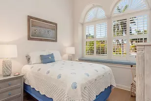 165 5th St S, Naples, FL 34102 - Photo 13