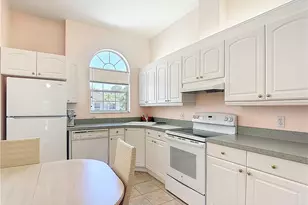 11258 San Sebastian Ln, Bonita Springs, FL 34135 - Photo 9