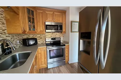 550 Broad Ave S #550, Naples, FL 34102 - Photo 5