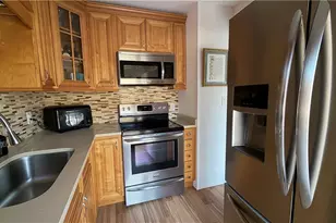 550 Broad Ave S, Naples, FL 34102 - Photo 5