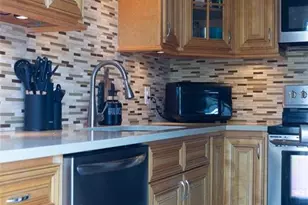 550 Broad Ave S, Naples, FL 34102 - Photo 3