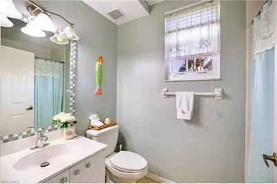 305 Robin Hood Cir #101, Naples, FL 34104 - Photo 15