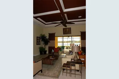 10142 Avalon Lake Cir, Fort Myers, FL 33913 - Photo 9