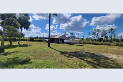 3909 14th Ave SE, Naples, FL 34117 - Photo 15