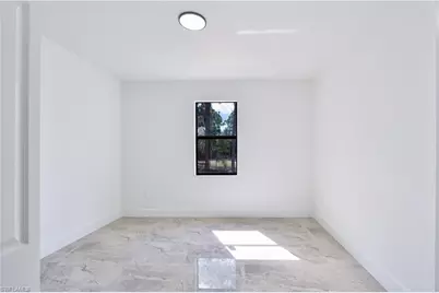 2774 56th Ave NE, Naples, FL 34120 - Photo 11