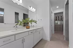 24936 Surf Hvn Ln, Bonita Springs, FL 34135 - Photo 29