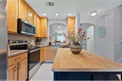 7785 Woodbrook Cir #2802, Naples, FL 34104 - Photo 3