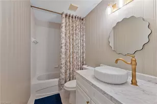 7785 Woodbrook Cir, Naples, FL 34104 - Photo 11