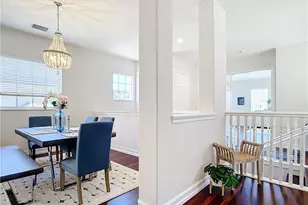 4752 Stratford Ct, Naples, FL 34105 - Photo 9