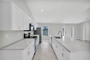 1216 El Dorado Blvd N, Cape Coral, FL 33993 - Photo 9