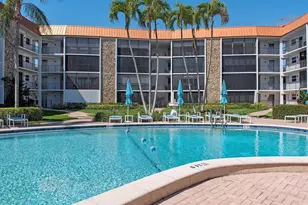 2900 Gulf Shore Blvd N, Naples, FL 34103 - Photo 3