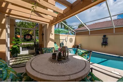 129 Sabal Lake Dr, Naples, FL 34104 - Photo 23