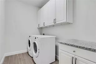 17203 Ashcomb Wy, Estero, FL 33928 - Photo 31