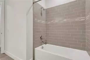 17203 Ashcomb Wy, Estero, FL 33928 - Photo 27