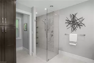 720 Shadow Lake Ln, Naples, FL 34108 - Photo 29