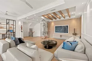 1530 5th Ave S, Naples, FL 34102 - Photo 5