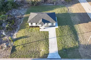 2500 72nd St W, Lehigh Acres, FL 33971 - Photo 35