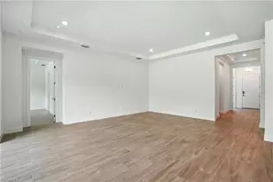 18301 Terracina Dr, Fort Myers, FL 33913 - Photo 7