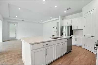 18301 Terracina Dr, Fort Myers, FL 33913 - Photo 13