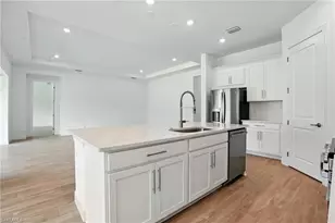 18301 Terracina Dr, Fort Myers, FL 33913 - Photo 13