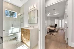 2305 Cassia Ct, Naples, FL 34109 - Photo 23