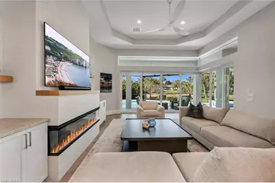 2305 Cassia Ct, Naples, FL 34109 - Photo 9