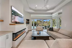 2305 Cassia Ct, Naples, FL 34109 - Photo 9