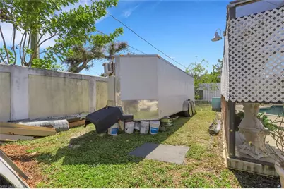 2850 50th Ter SW, Naples, FL 34116 - Photo 33