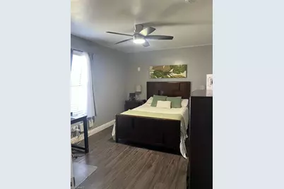 1805 NW 17th Ter, Cape Coral, FL 33993 - Photo 9