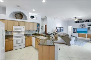 9550 Cedar Creek Dr, Bonita Springs, FL 34135 - Photo 7