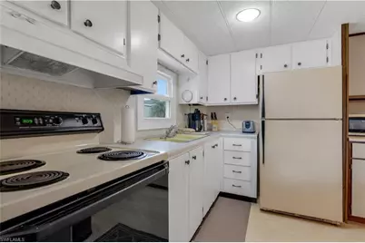 18 Carriage Ln, North Fort Myers, FL 33917 - Photo 7