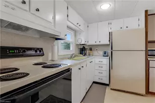 18 Carriage Ln, North Fort Myers, FL 33917 - Photo 7