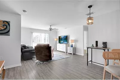 843 Lochman Dr, Fort Myers, FL 33913 - Photo 5