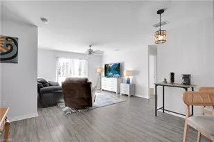 843 Lochman Dr, Fort Myers, FL 33913 - Photo 5