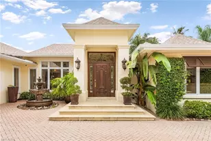 950 Galleon Dr, Naples, FL 34102 - Photo 5