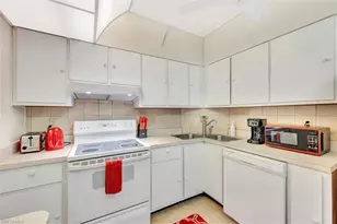 440 Seaview Ct, Marco Island, FL 34145 - Photo 15
