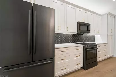 1989 Timarron Way, Naples, FL 34109 - Photo 15