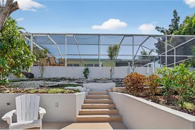 1305 SE 29th Ter, Cape Coral, FL 33904 - Photo 45