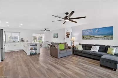 1305 SE 29th Ter, Cape Coral, FL 33904 - Photo 5