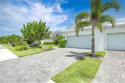 2238 Marquesa Cir, Naples, FL 34112 - Photo 3