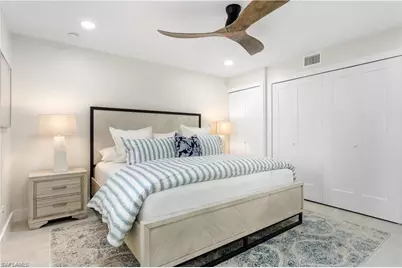 990 8th St S #1B, Naples, FL 34102 - Photo 17