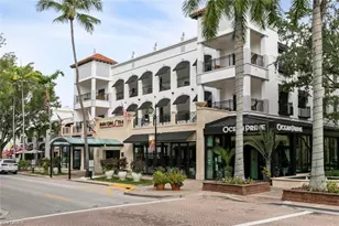 990 8th St S, Naples, FL 34102 - Photo 23