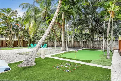 2780 Weeks Ave, Naples, FL 34112 - Photo 15